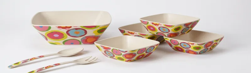 Pitcher and 4 tumblers set