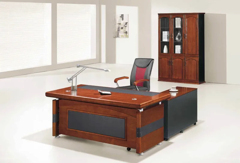 L-shaped executive desk 180 cm