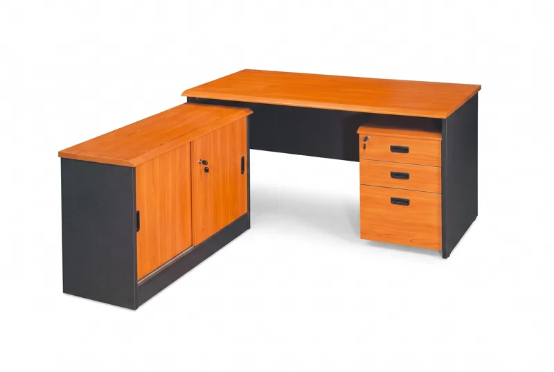 L-shaped office desk 1.6 m with pedestal