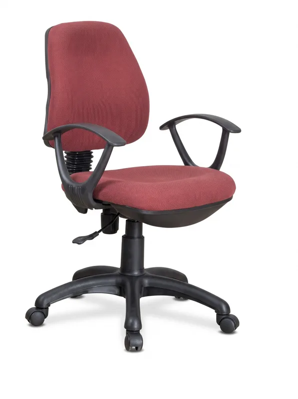 Fabric task chair with armrests