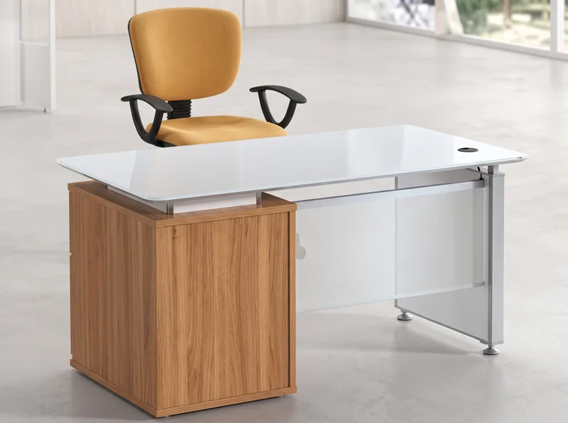Office desk 1.2 m with pedestal