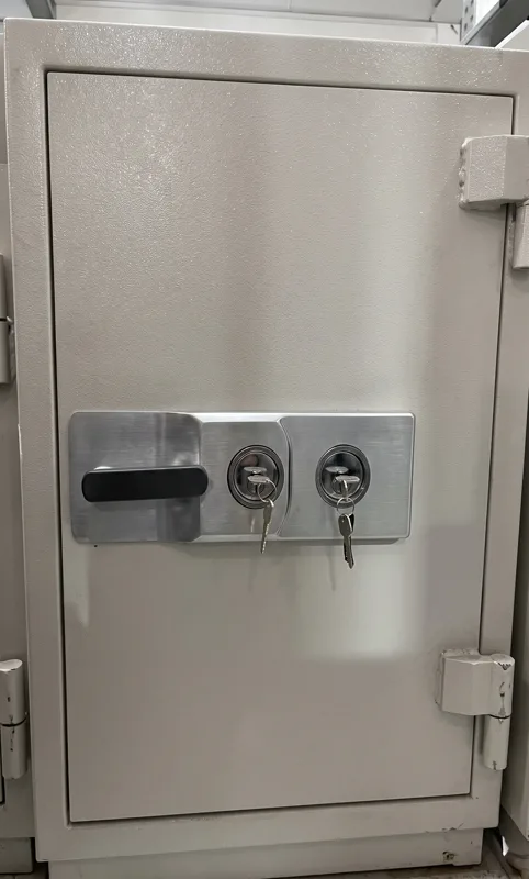 Office safe 1.08 m, double key lock