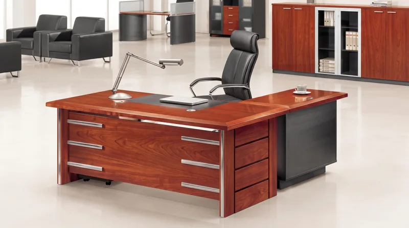 Executive desk 2.1 m with side return
