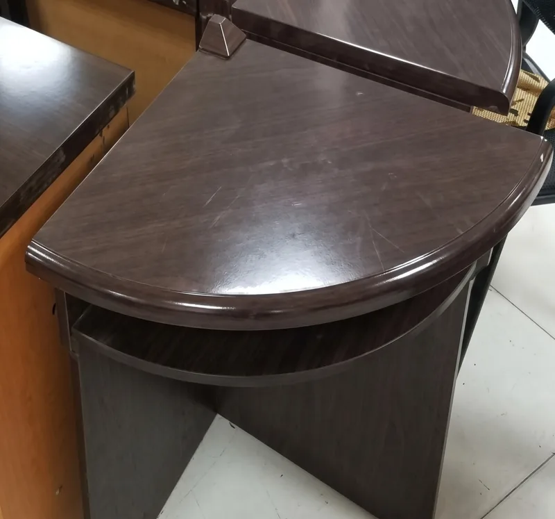 Quarter-round corner table module 60 cm