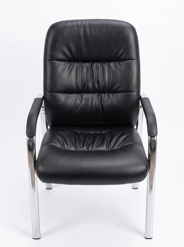 Comfort visitor chair with armrests
